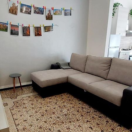 Ca' Mariuccia. Appartamento A Un Passo Dal Mare Savona Exterior photo